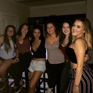 Meet your Posher, Molly